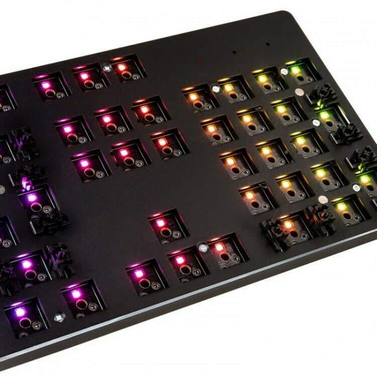 Glorious PC Gaming Race GMMK Full-Size Tastatur - Barebone, ISO-