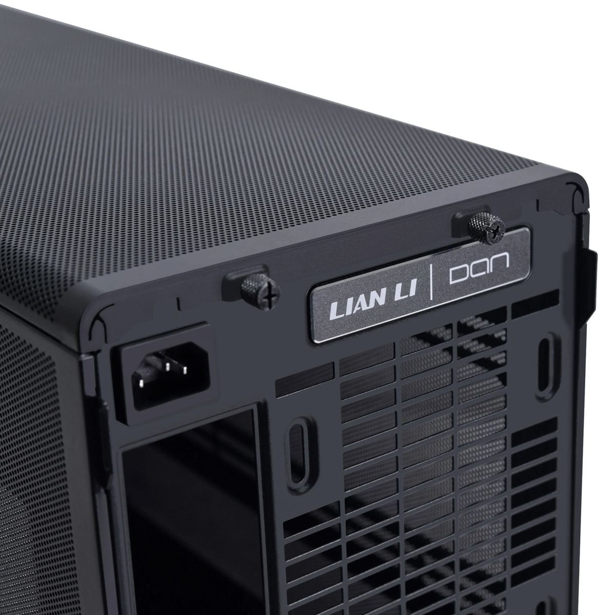 Lian Li DAN Cases A3-mATX Micro-ATX - Wood Black