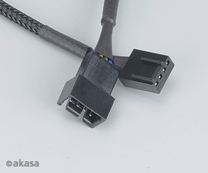 Kábel hűtő Akasa 4-Pin PWM hosszabbító 30cm