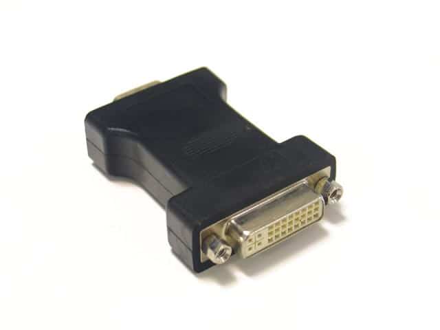 Kábel VGA Átalakító D-Sub (Male) - DVI (Female) Adapter
