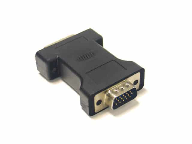 Kábel VGA Átalakító D-Sub (Male) - DVI (Female) Adapter