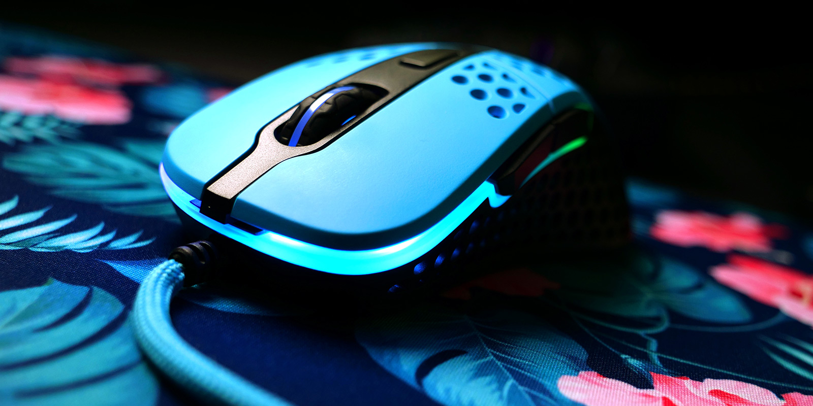 Xtrfy M4 RGB Gaming Mouse - lightblue